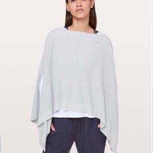 Lululemon Forward Flow Cape  Silvery Color Very Good Condition